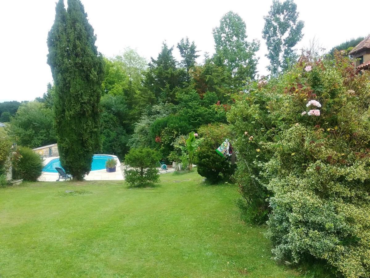 Villa Charmante A Bosset Avec Piscine Partagee Экстерьер фото