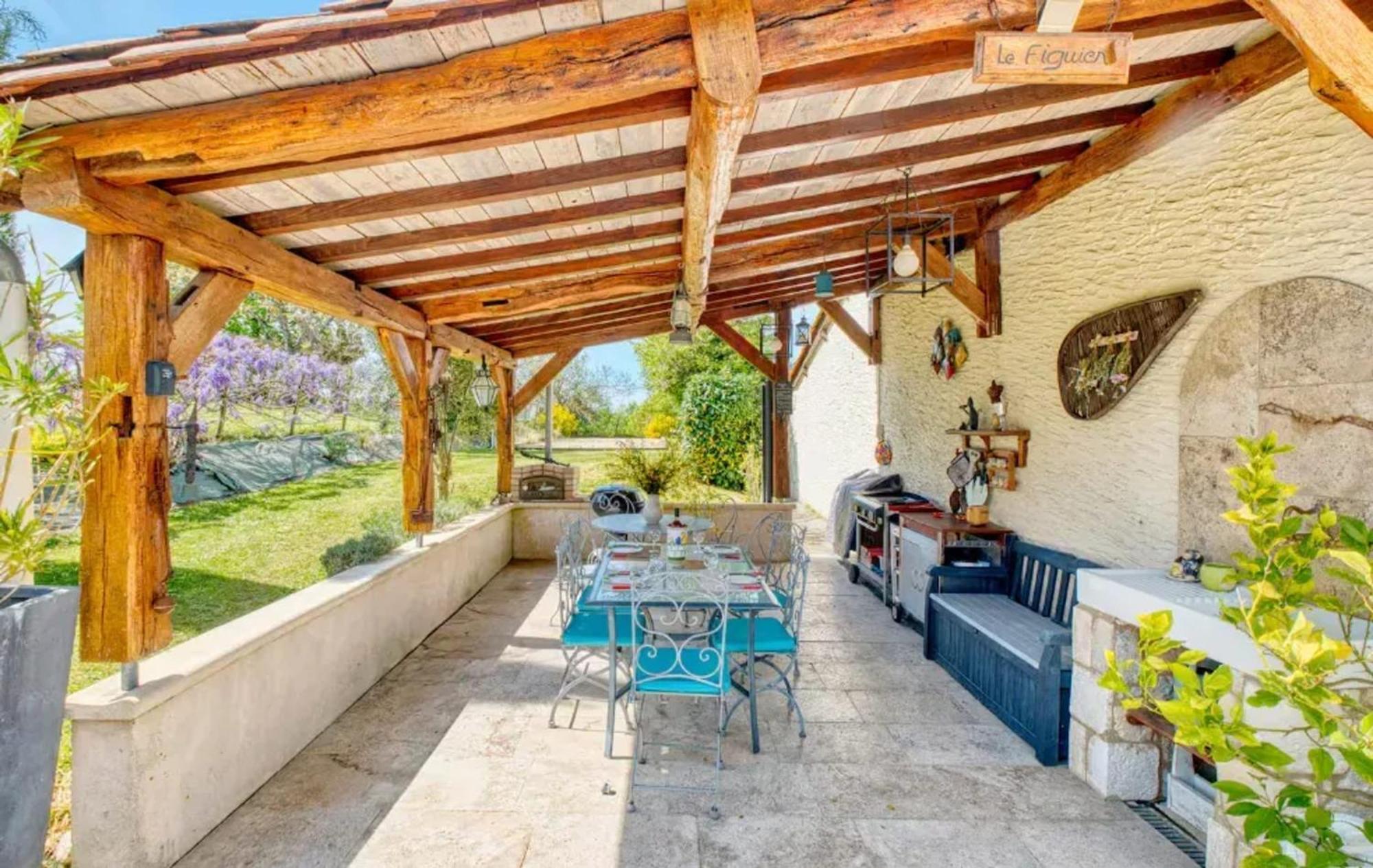 Villa Charmante A Bosset Avec Piscine Partagee Экстерьер фото